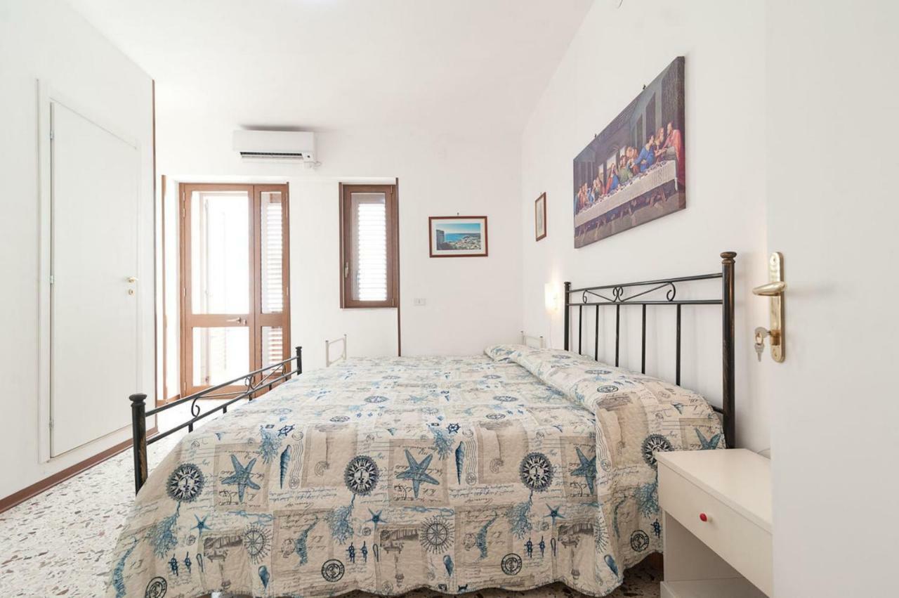 Enea Bed and Breakfast Castro  Εξωτερικό φωτογραφία